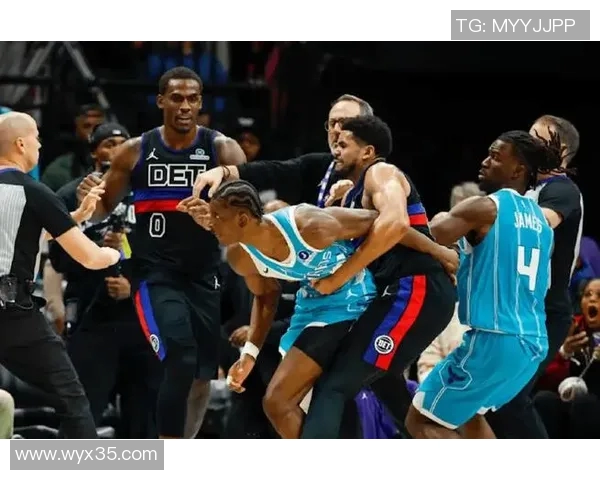 黄蜂队突击交易得手，球队或将重返季后赛赛场